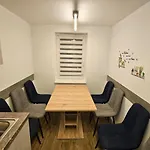 Apartment Schöne 80m2, 3 Schlafzimmer, 2 Bäder, Zentrumnah, 3og *
