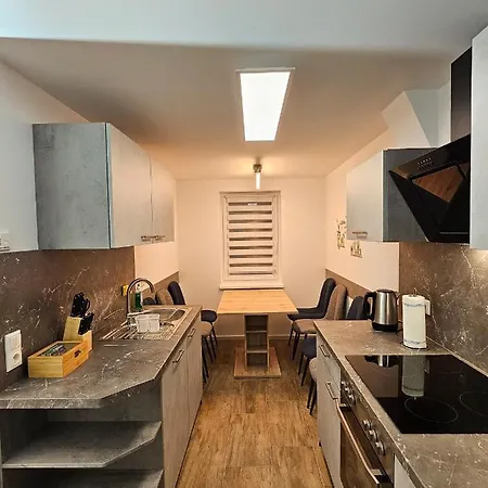 Lägenhet Schoene 80m2, 3 Schlafzimmer, 2 Baeder, Zentrumnah, 3og Erfurt