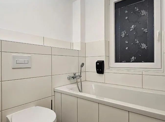 Schoene 80m2, 3 Schlafzimmer, 2 Baeder, Zentrumnah, 3og Erfurt