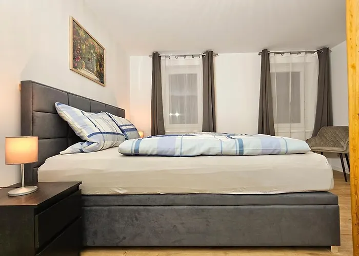 Schoene 80m2, 3 Schlafzimmer, 2 Baeder, Zentrumnah, 3og Erfurt