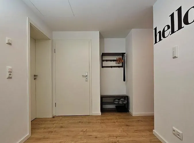 Schoene 80m2, 3 Schlafzimmer, 2 Baeder, Zentrumnah, 3og